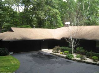 167 Oak Hill Dr, Southbury, CT 06488