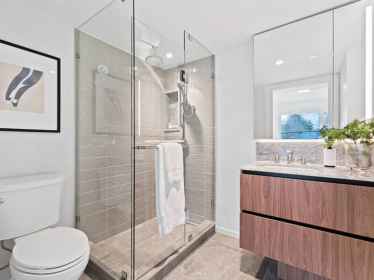 755 W 49th Ave — Photo 9