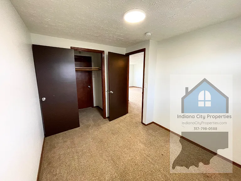 569 S Home Ave #3 — Photo 7