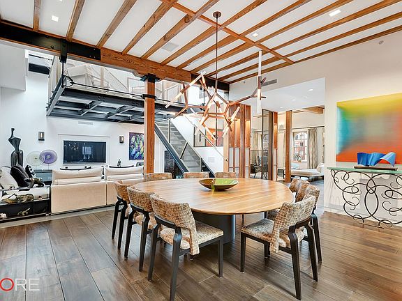 2nd image of 430 Greenwich St