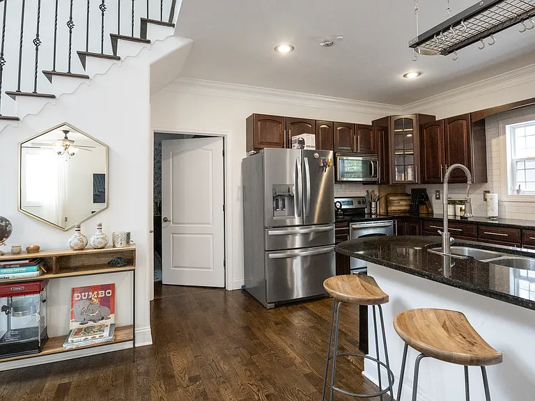 2038 East Dr — Photo 8