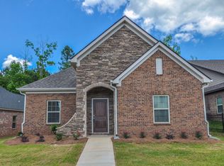 996 Starr Ct, Auburn, AL 36830