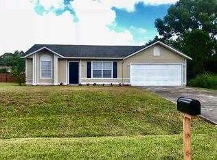181 SW Twig Ave, Port Saint Lucie, FL 34983