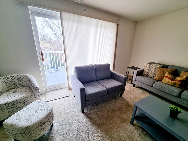 46 Township Line Rd — Photo 4