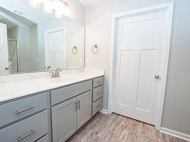 500 Eagle Pointe Dr — Photo 24