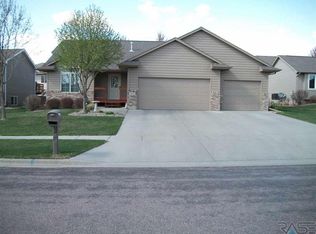 212 E Seth St, Brandon, SD 57005