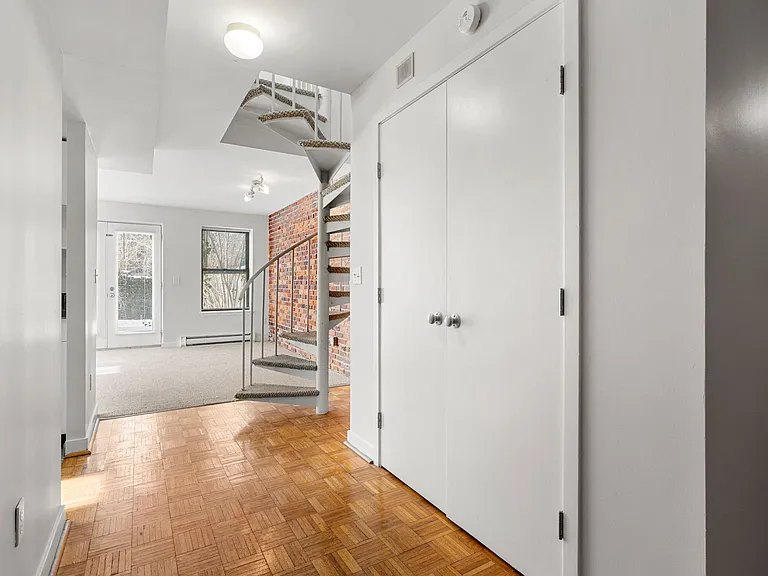 71 Fulkerson St — Photo 38