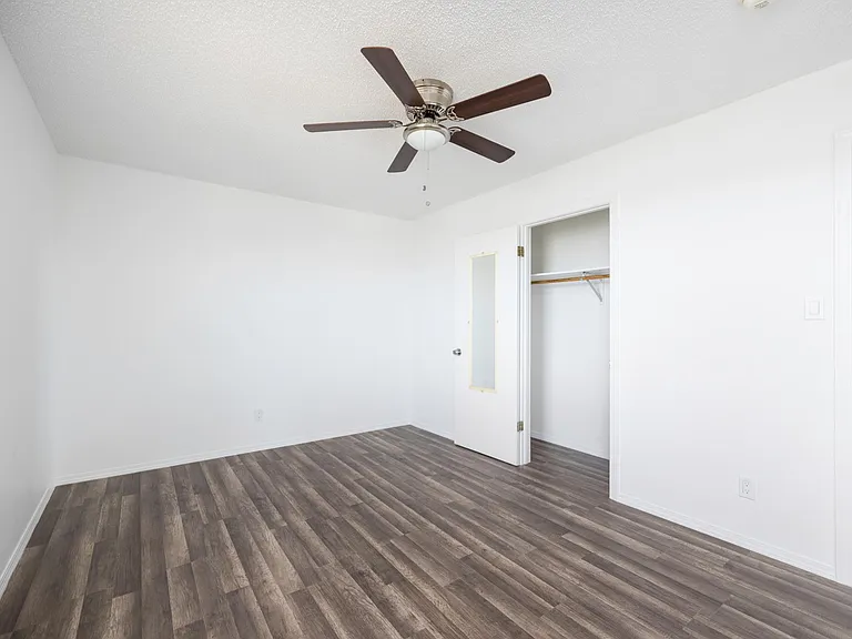 1415 Brown Street — Photo 18