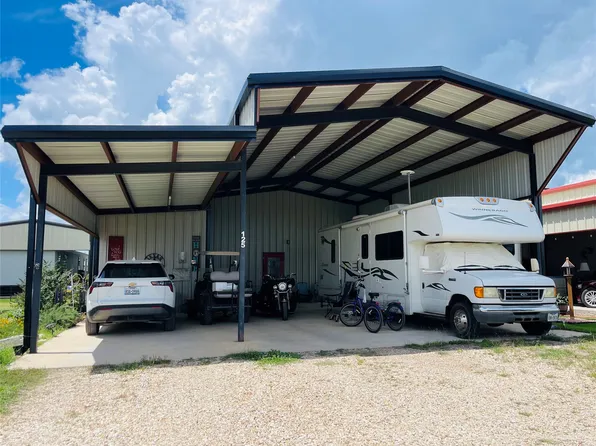 125 Patriot Dr, Whitney, TX 76692