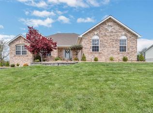 1215 Highland Circle Dr, Wentzville, MO 63385