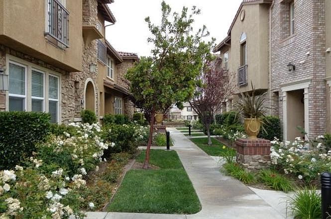 2nd image of 28546 Herrera St