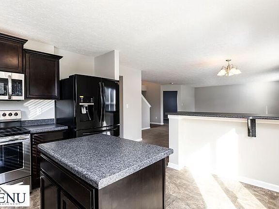 4th image of 1869 Osman Dr
