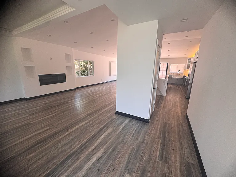 4825 San Feliciano Dr — Photo 6