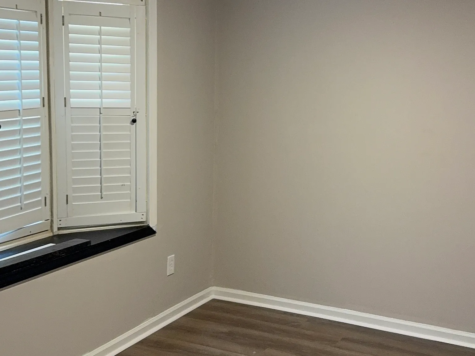2 bed, 2.5 bath, 1076 sqft, $1,700 — Photo 2