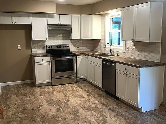 5th image of 3011 W Columbia St