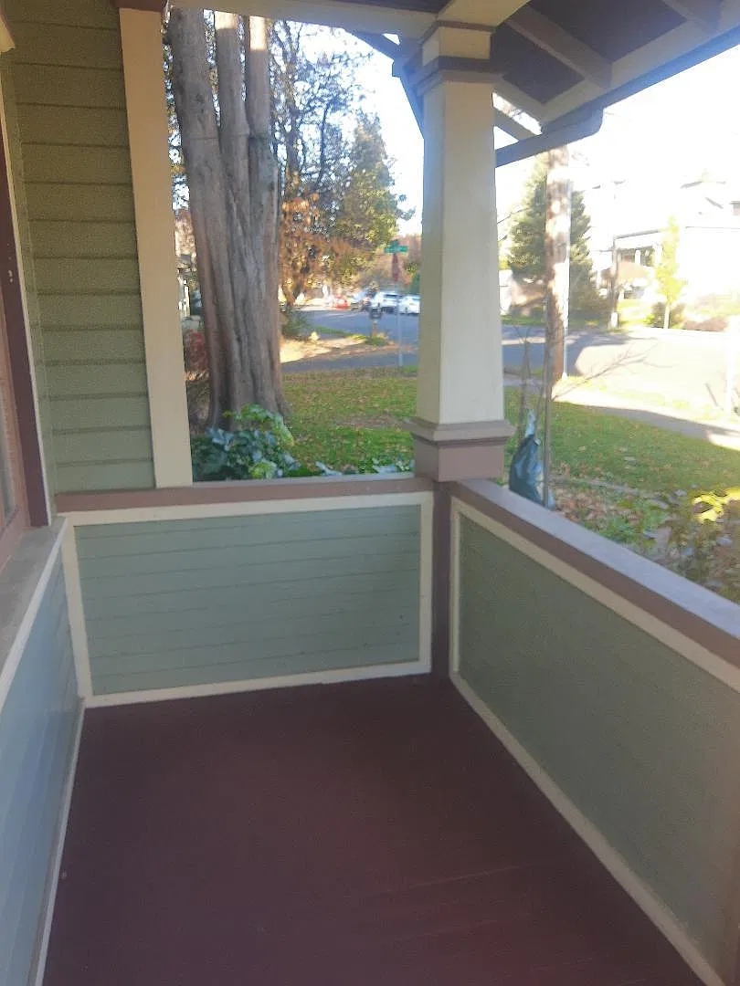 4 bed, 1630 sqft, $2,700 — Photo 3