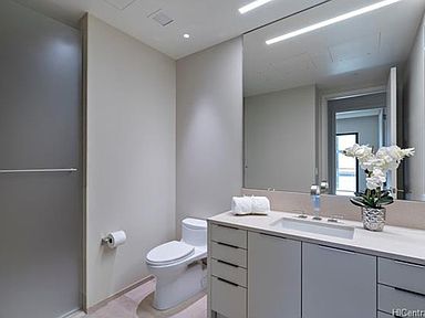 13 Ala Moana Blvd Apt 7702 Honolulu Hi Zillow