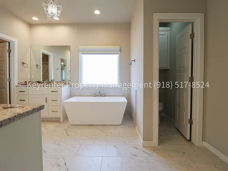 3809 W Union St — Photo 32