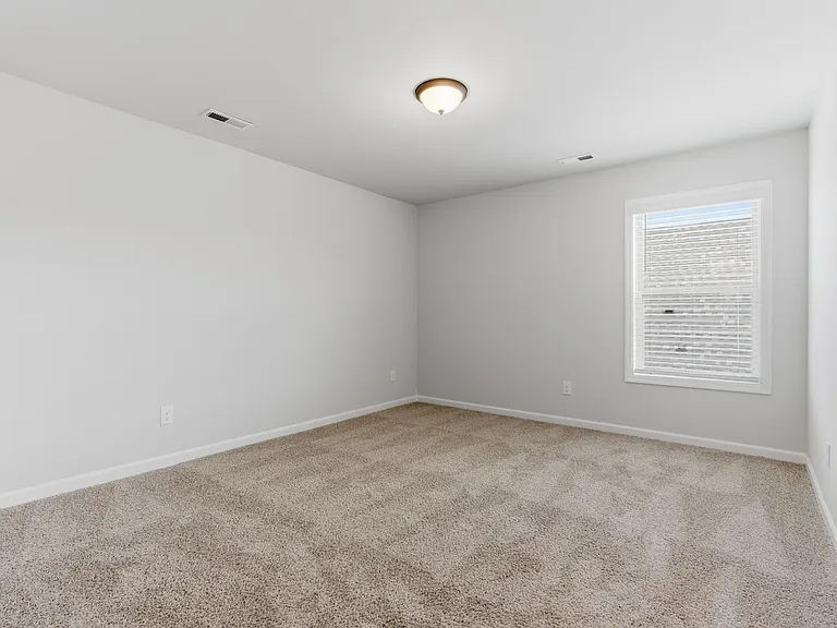 170 Saddle St — Photo 13