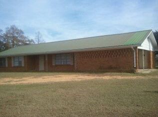 1144 C D Rayborn Rd, Jayess, MS 39641