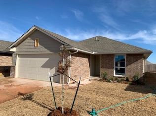 19620 Bolton Rd, Edmond, OK 73012