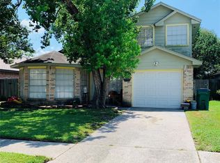 3911 Newcomen Dr, Houston, TX 77066