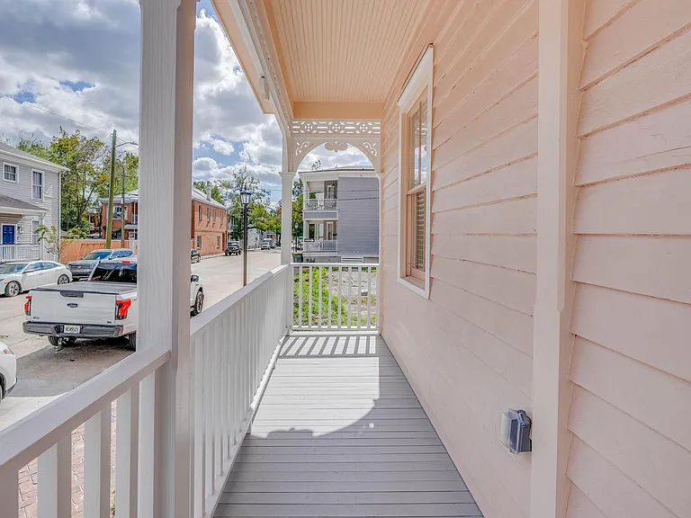 1403 Jefferson St — Photo 6
