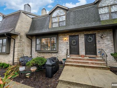 89 Falls Bridge Dr #735, Totowa, NJ, 07512