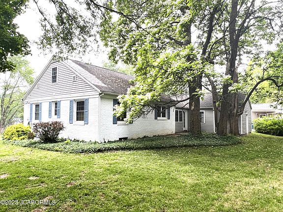 5th image of 3202 Country Club Dr