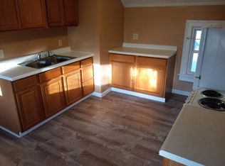 736 1/2 E Michigan Ave, Marshall, MI 49068