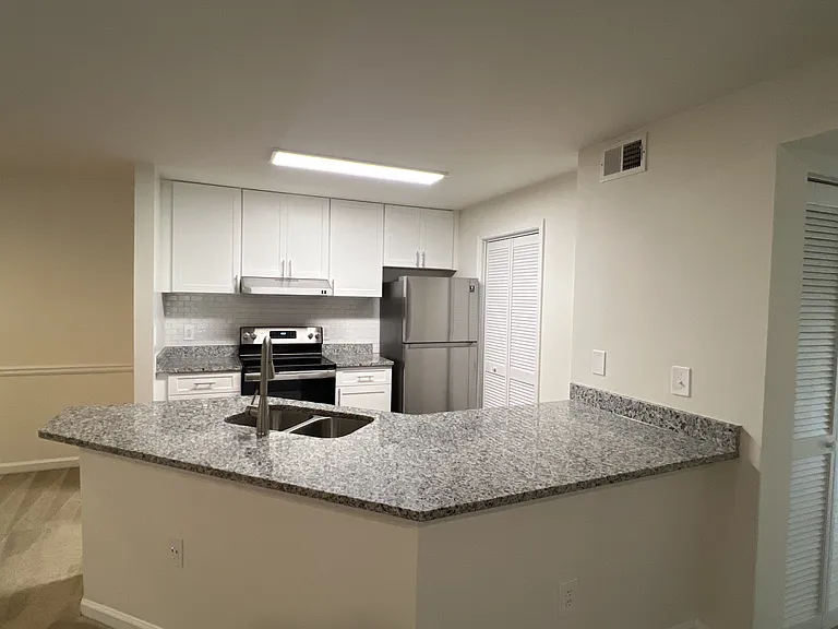 Wesley Place Apartments at Lawrenceville — Photo 184