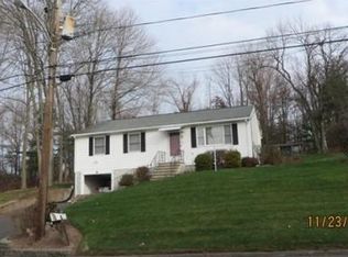 42 Braeburn Rd, East Longmeadow, MA 01028