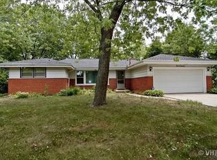 111 Dale Ave, Prospect Heights, IL