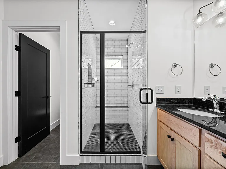 408 Farris Ave — Photo 25