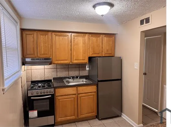 2103 Rhawn St #5, Philadelphia, PA 19152