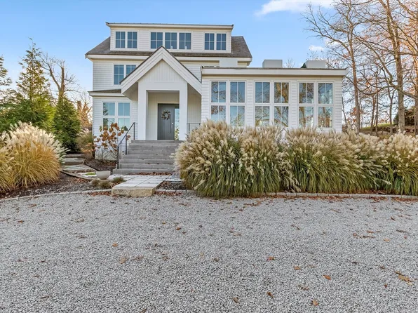 86 Atlantic Ave, Cohasset, MA 02025