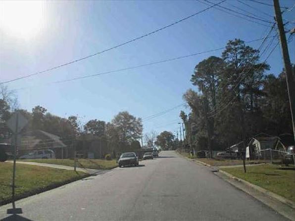 2nd image of 454 Timberlane Dr