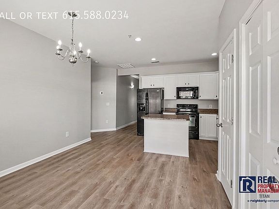 5th image of 1004 Briggs Ln
