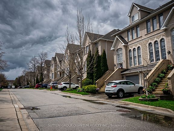 2nd image of 5525 Palmerston Cres #26