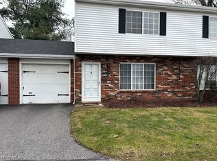 7189 Hart St APT K, Mentor, OH 44060