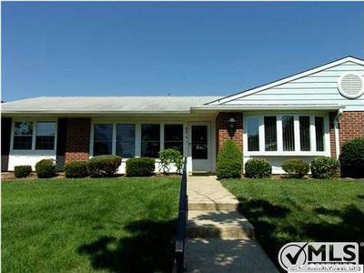 860C Dumbarton Dr, Lakewood, NJ, 08701