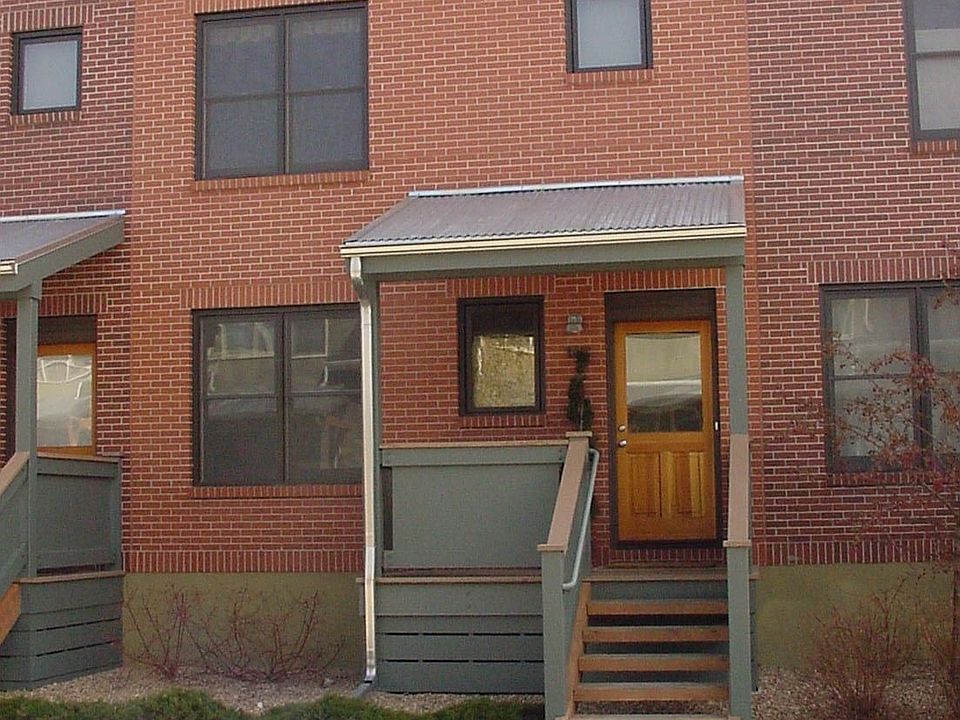 Front Exterior - Brownstone-style