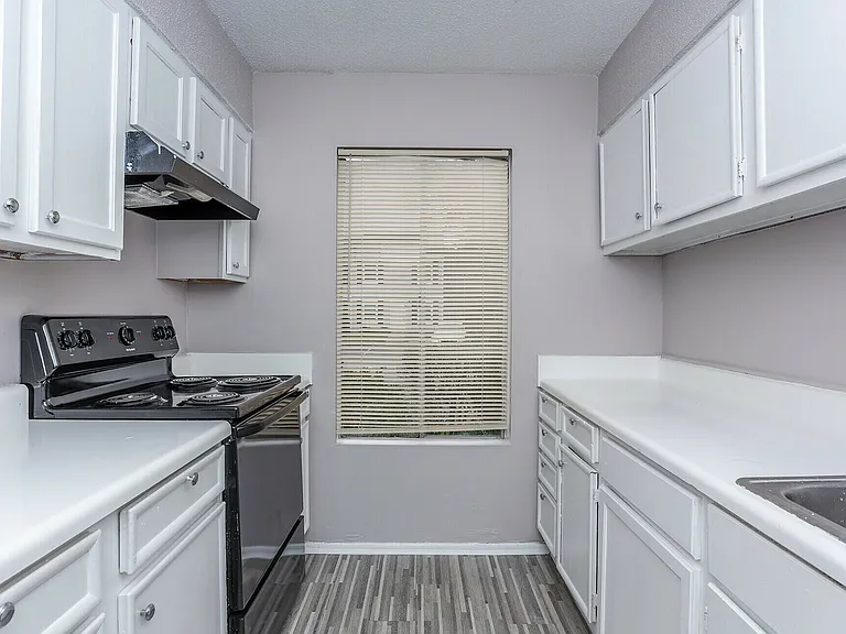 Brierwood Point Apartments — Photo 4