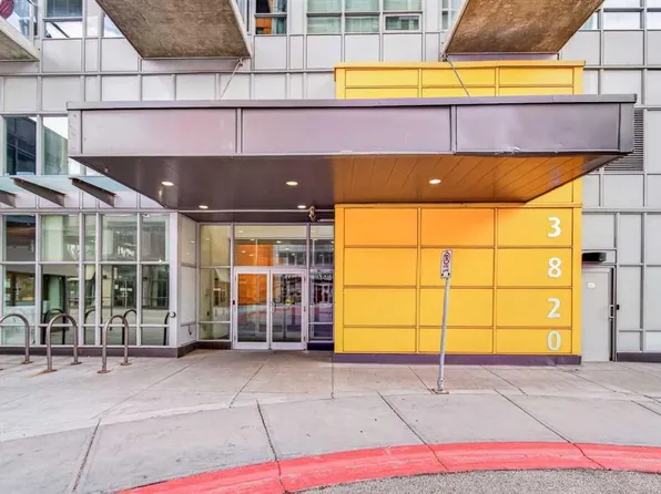 3820 SW Brentwood Rd NW #1806, Calgary, AB T2L 2L5