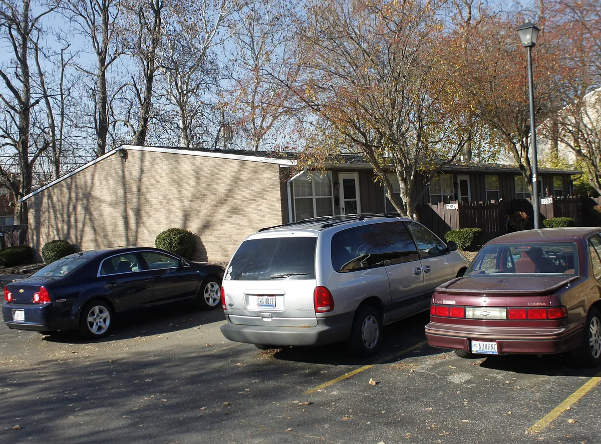 Building Photo - 1157 Farmhurst Ct #1