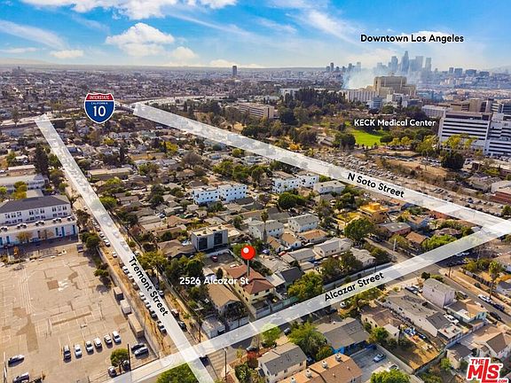 3rd image of 2526 E Alcazar St