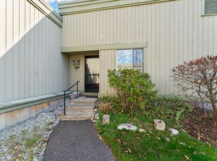 756 Heritage Vlg #D, Southbury, CT 06488