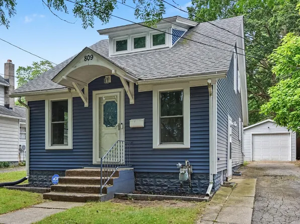 809 Hall St, Albion, MI 49224