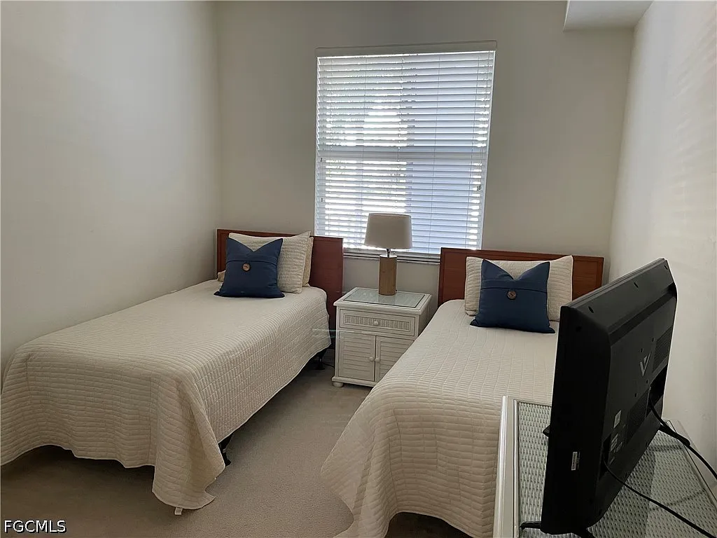 2 bed, 2.0 bath, 1198 sqft, $1,850 — Photo 4