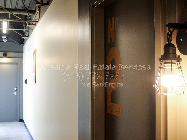 851 Fulton St W #105 — Photo 17